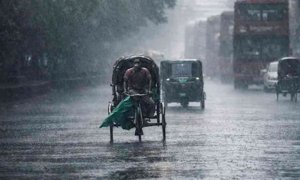 রাজধানীতে রেকর্ড পরিমাণ বৃষ্টিপাত, ২৪ ঘণ্টায় ৯৭ মিলিমিটার