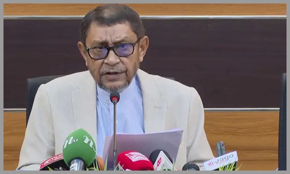 চিকিৎসক ও স্বাস্থ্যকর্মীদের ছুটি বাতিল ঘোষণা: স্বাস্থ্যমন্ত্রী
