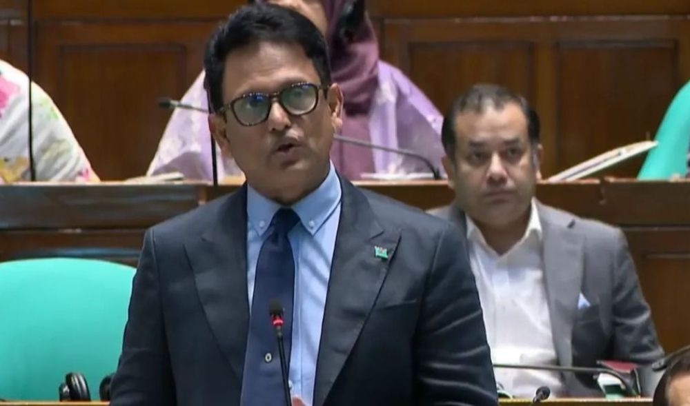 শিক্ষার্থীদের পড়ার টেবিলে ফিরে যাওয়ার আহ্বান, প্রয়োজনে ফের পরীক্ষা: শিক্ষামন্ত্রী