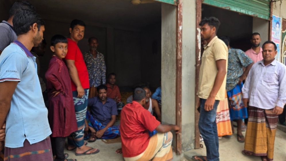 সৌদিতে সোফা কারখানায় আগুনে নিহত ৯ জনের মরদেহ দেশে আসছে বিকেলে