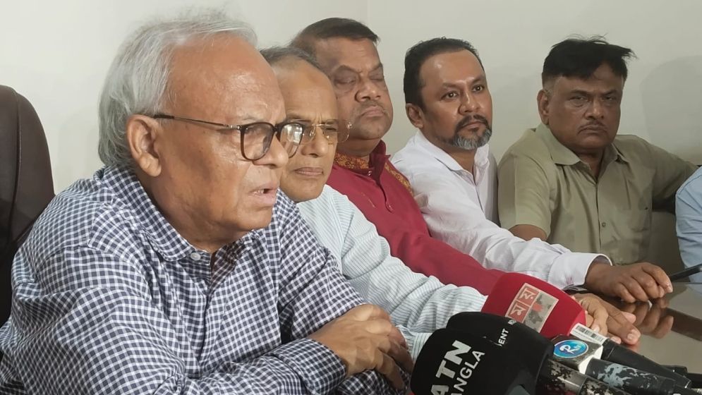 বিরোধী দল লংমার্চের মাধ্যমে গণতন্ত্র বিনষ্টের চেষ্টা করছে: রিজভী