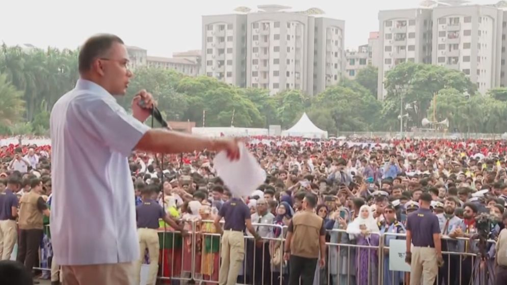 ডেঙ্গু প্রতিরোধে সপ্তাহে অন্তত এক ঘণ্টা সময় দিতে হবে: প্রধানমন্ত্রী