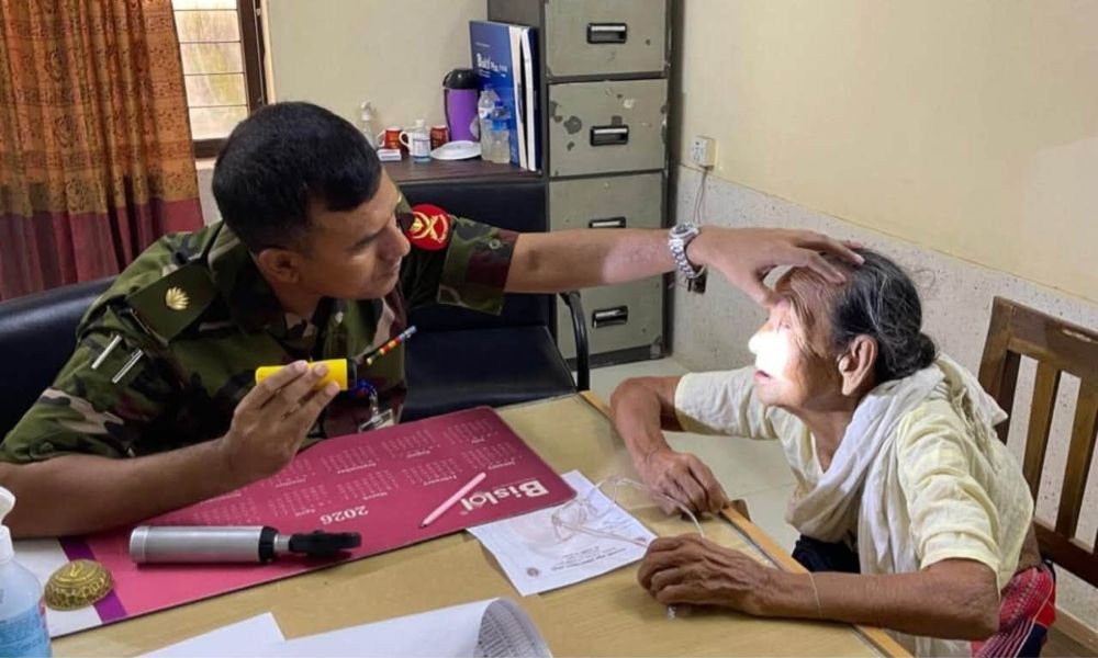 খাগড়াছড়িতে সেনাবাহিনীর বিনামূল্যে চিকিৎসাসেবা, উপকৃত ৮৬১ রোগী