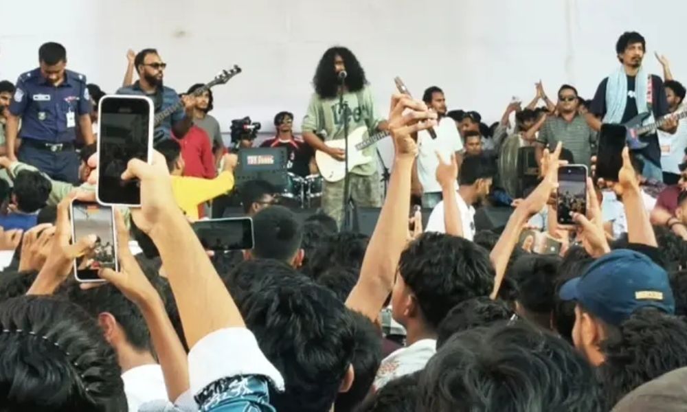 সমঝোতার’ পর বিকল্প ভেন্যুতে ব্রাহ্মণবাড়িয়া সরকারি কলেজের নবীনবরণ কনসার্ট আয়োজিত